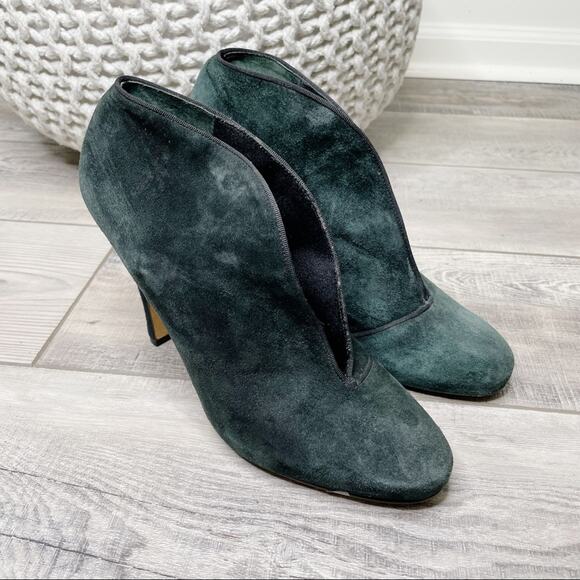 Daniblack Shoes - Daniblack Crucial Suede Split Vamp Stiletto Ankle Booties Dark Green Size 8.5M